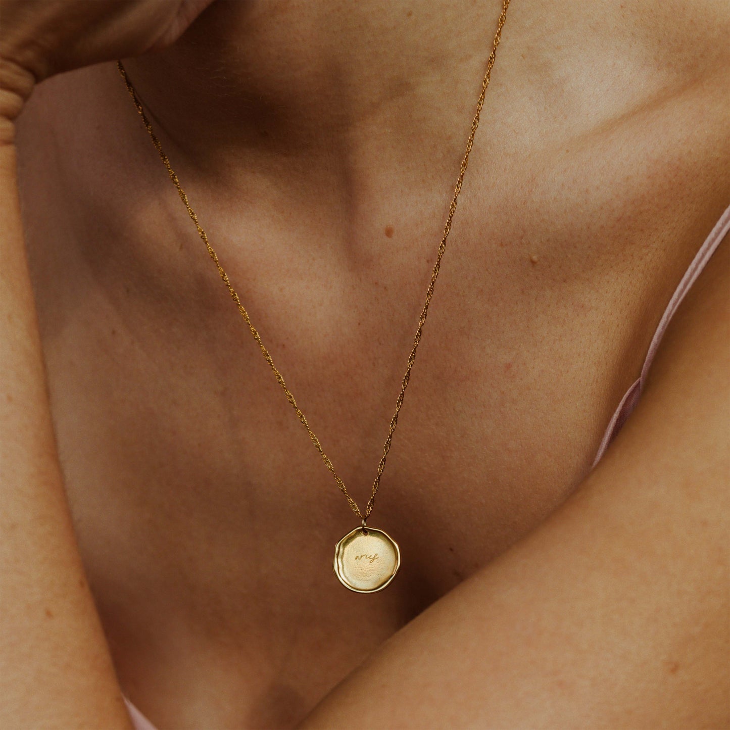 Zodiac Necklace – Aries / Widder Gold