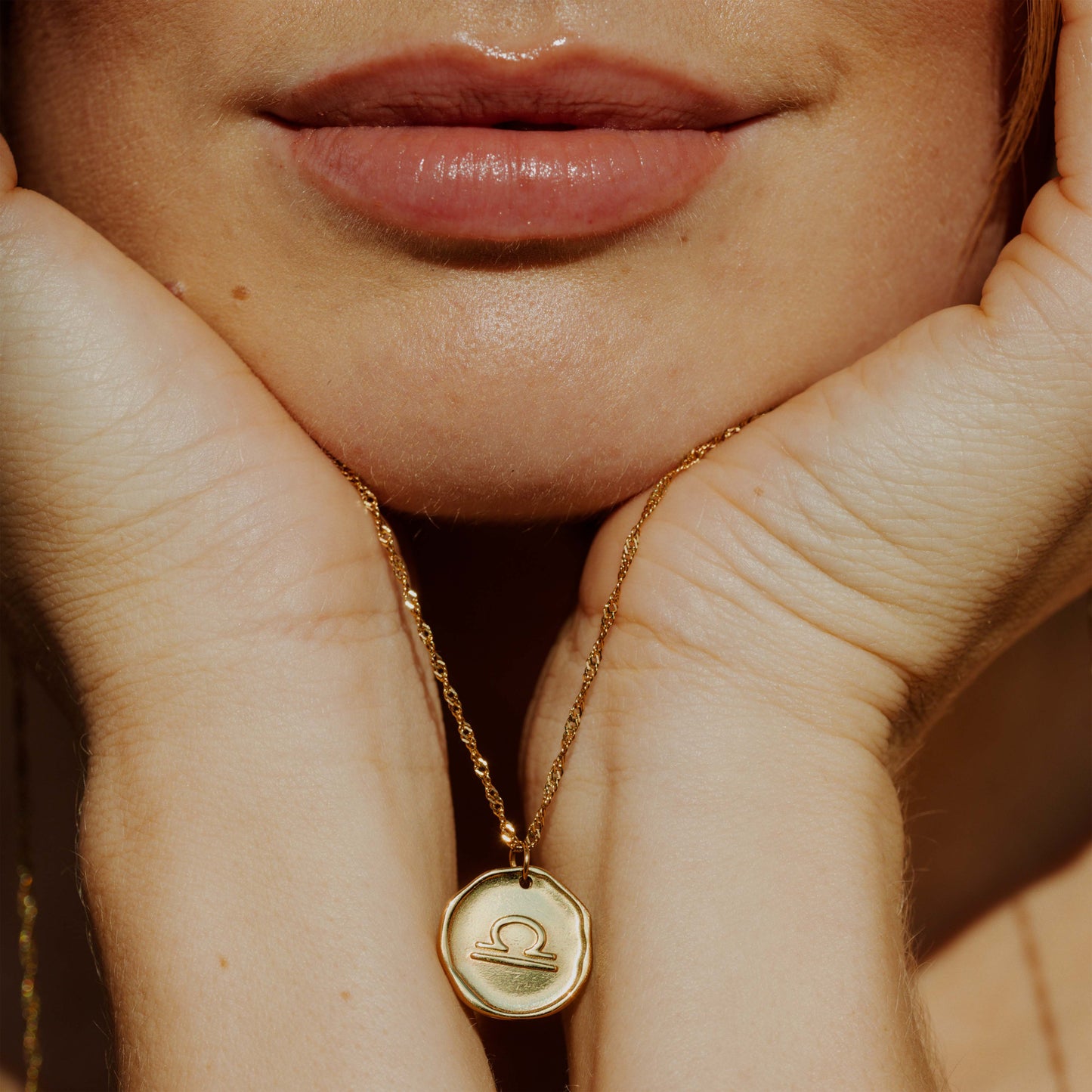 Zodiac Necklace – Libra / Waage Gold