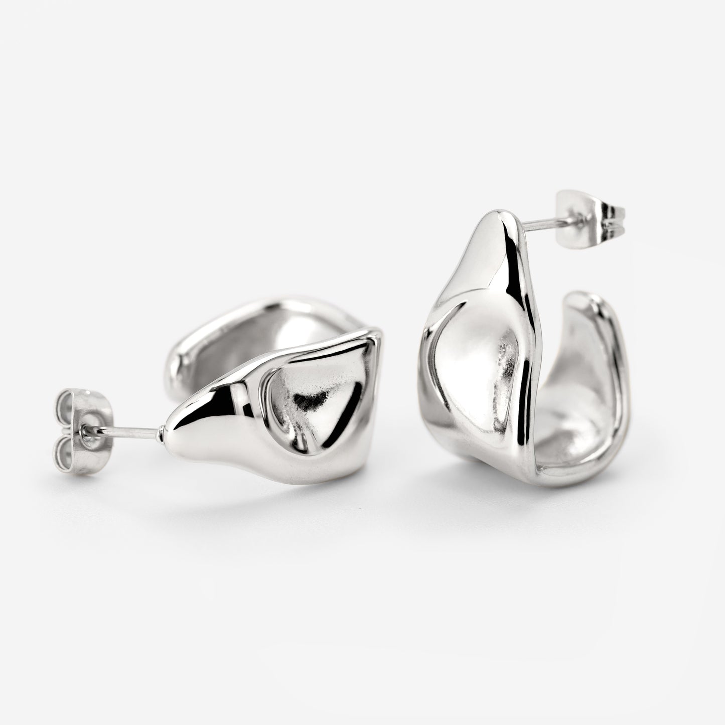 Liquid Shape Studs Silber