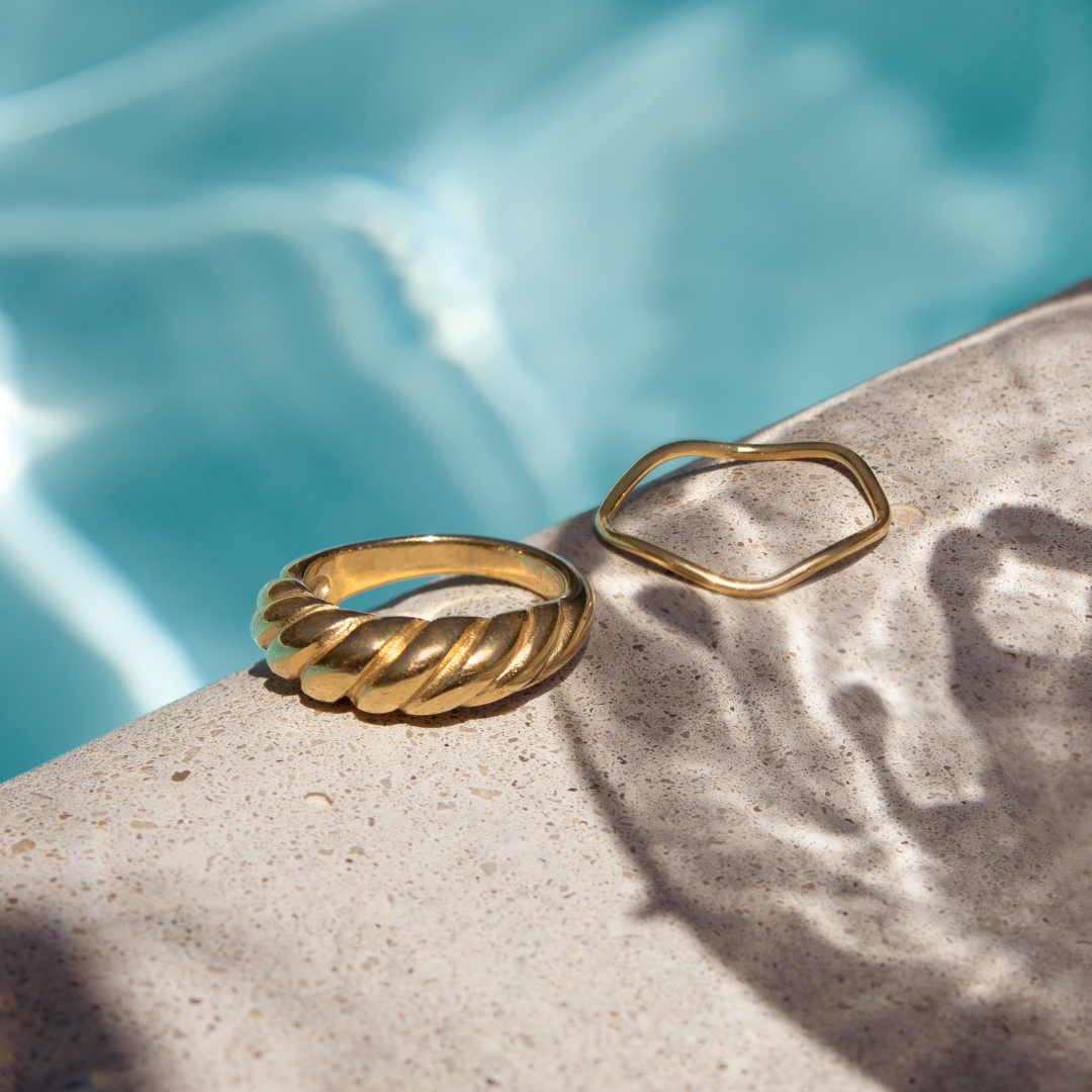 Towel Twist Ring Gold