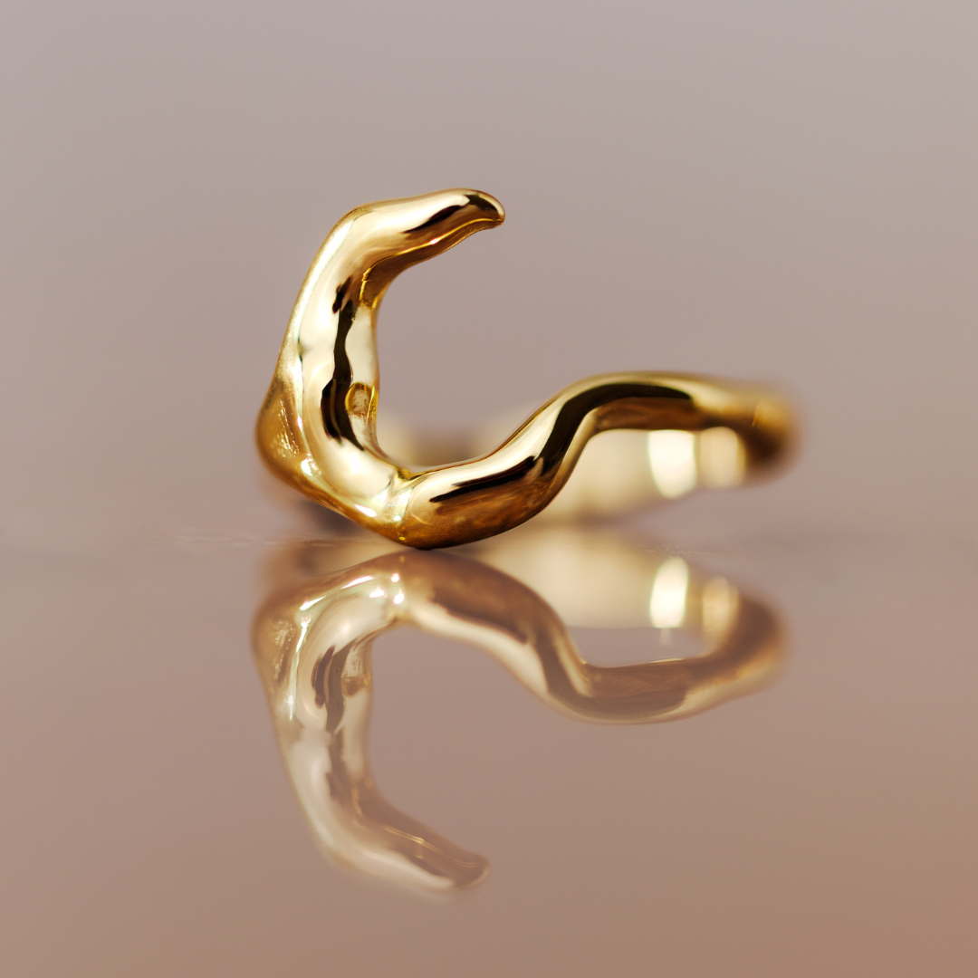 Serene Silvia Ring Gold