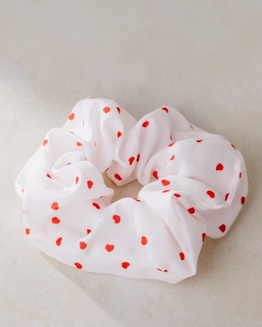 Shimmering Scrunchie Medium Hearts
