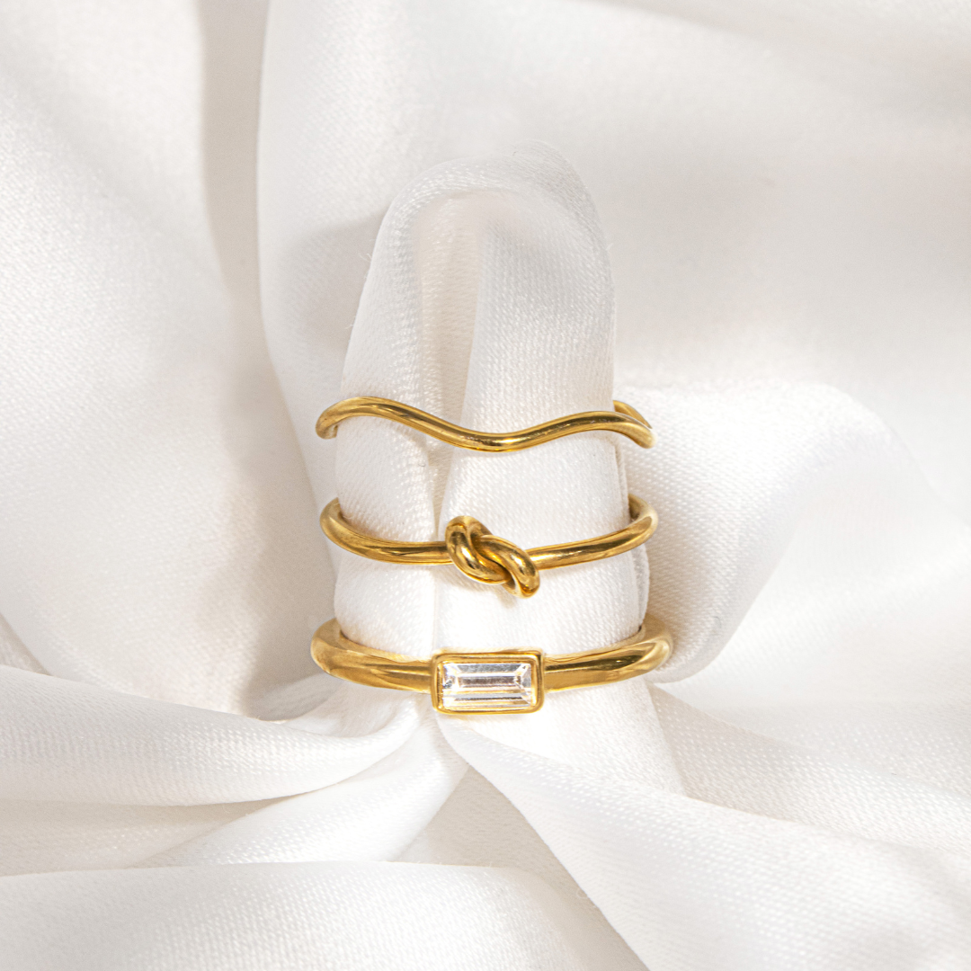 The Knot Ring Gold