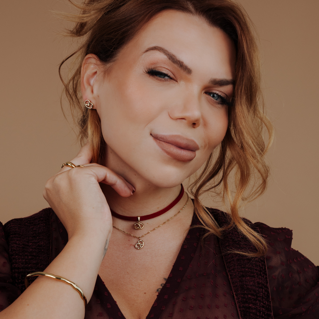 Nicolette Salt & Gold Collection