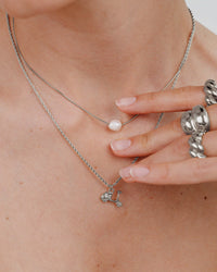 [[Farbe:Silber,shopthelook]]