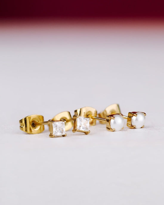 Dream Pearl Studs Gold