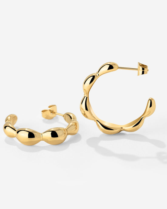Graceful Curves Hoop Studs Gold