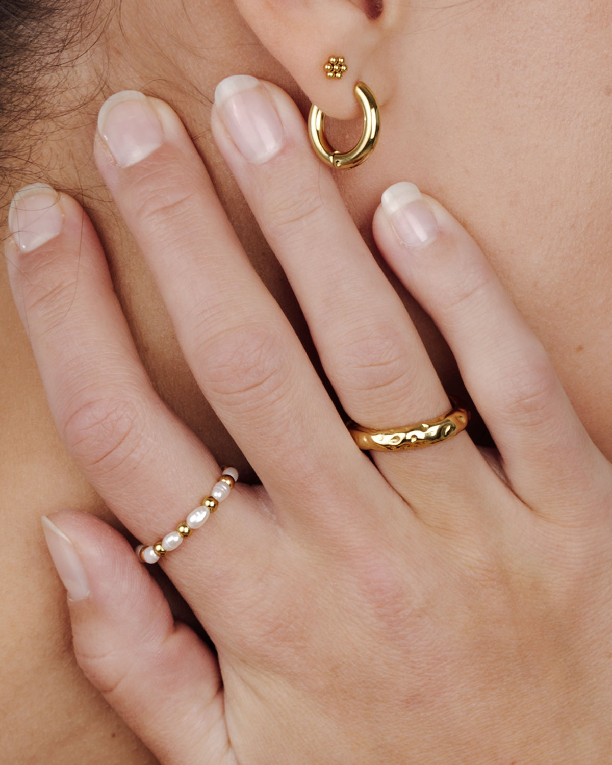 [[Farbe:Gold,shopthelook]]