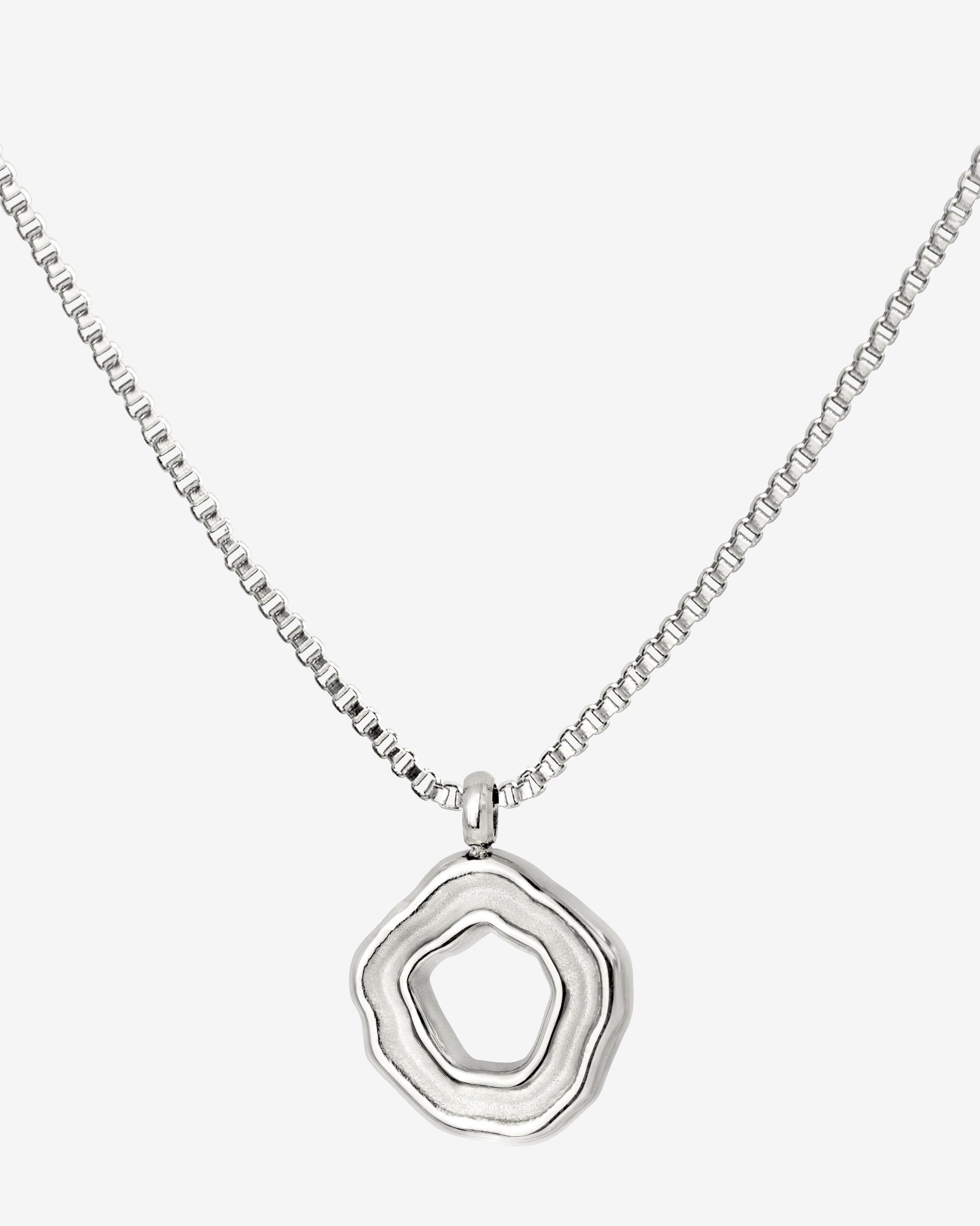 Coastal Charm Necklace Silber