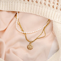 [[Farbe:Roségold]]