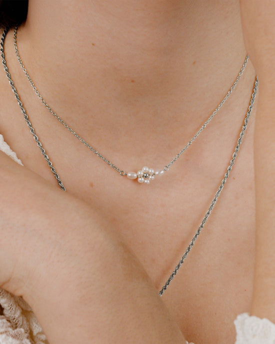 Daisy Choker Silber