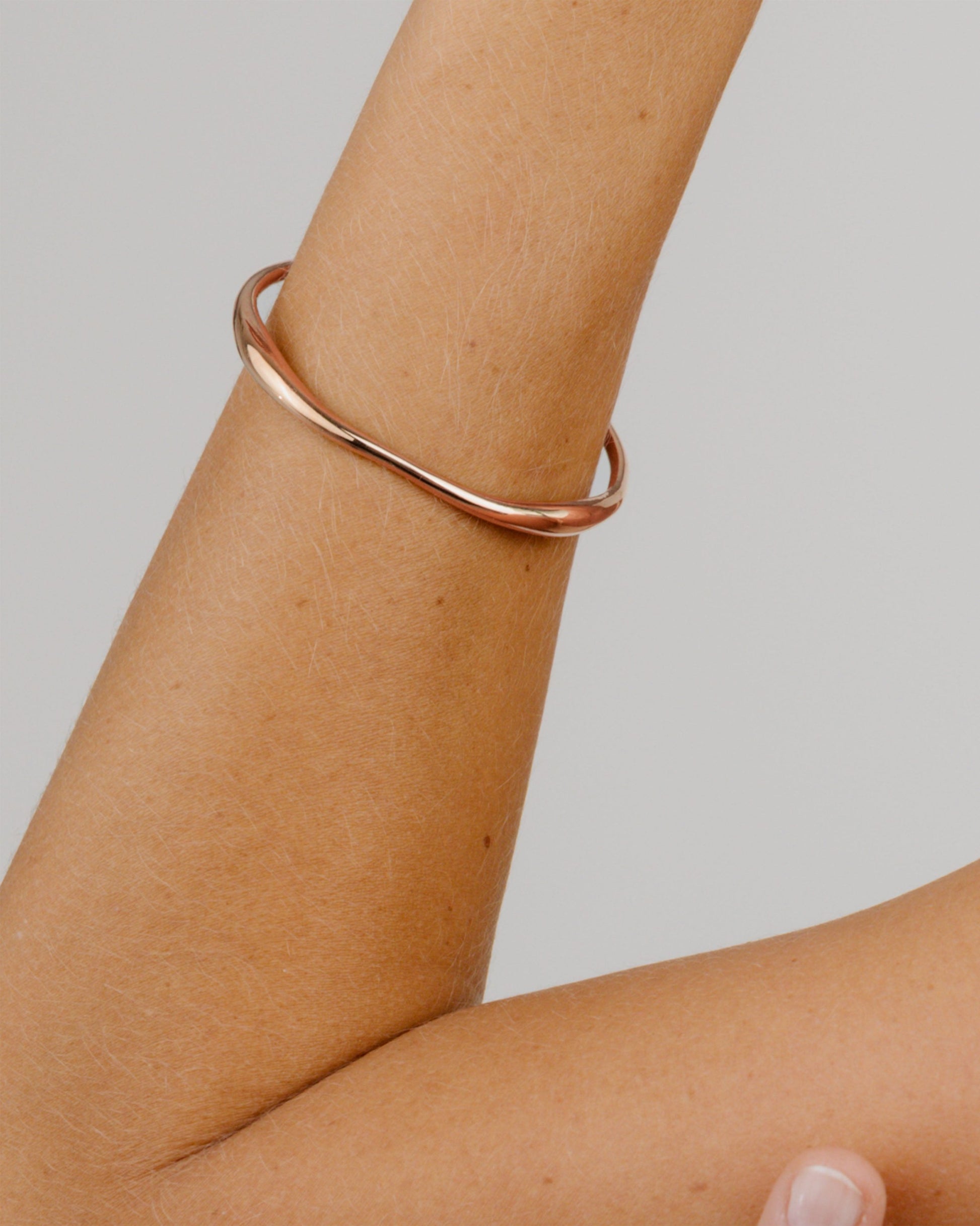 Graceful Curves Bangle Roségold