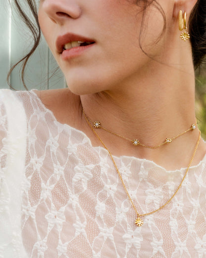 Flower 'n' Beads Necklace Gold