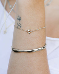 [[Farbe:Silber,shopthelook]]