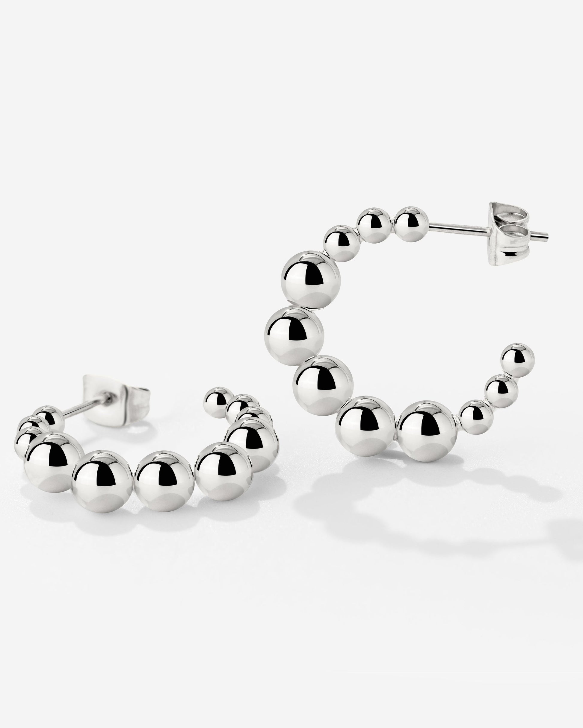 Infinite Beads Hoop Studs Silber