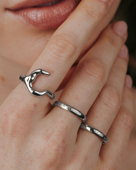 I am strong Ring Silber