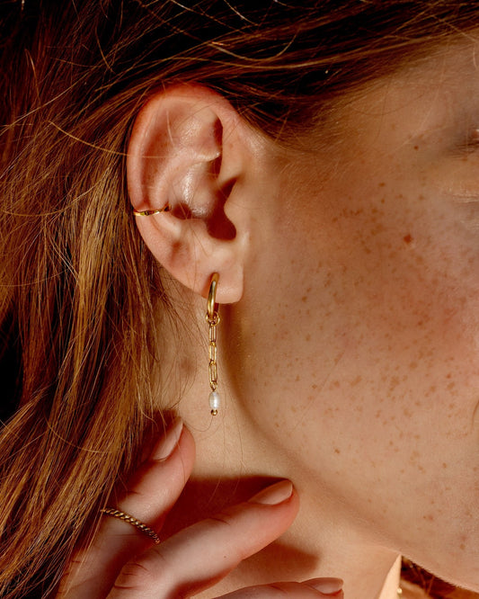 Offbeat Ear Cuff Gold