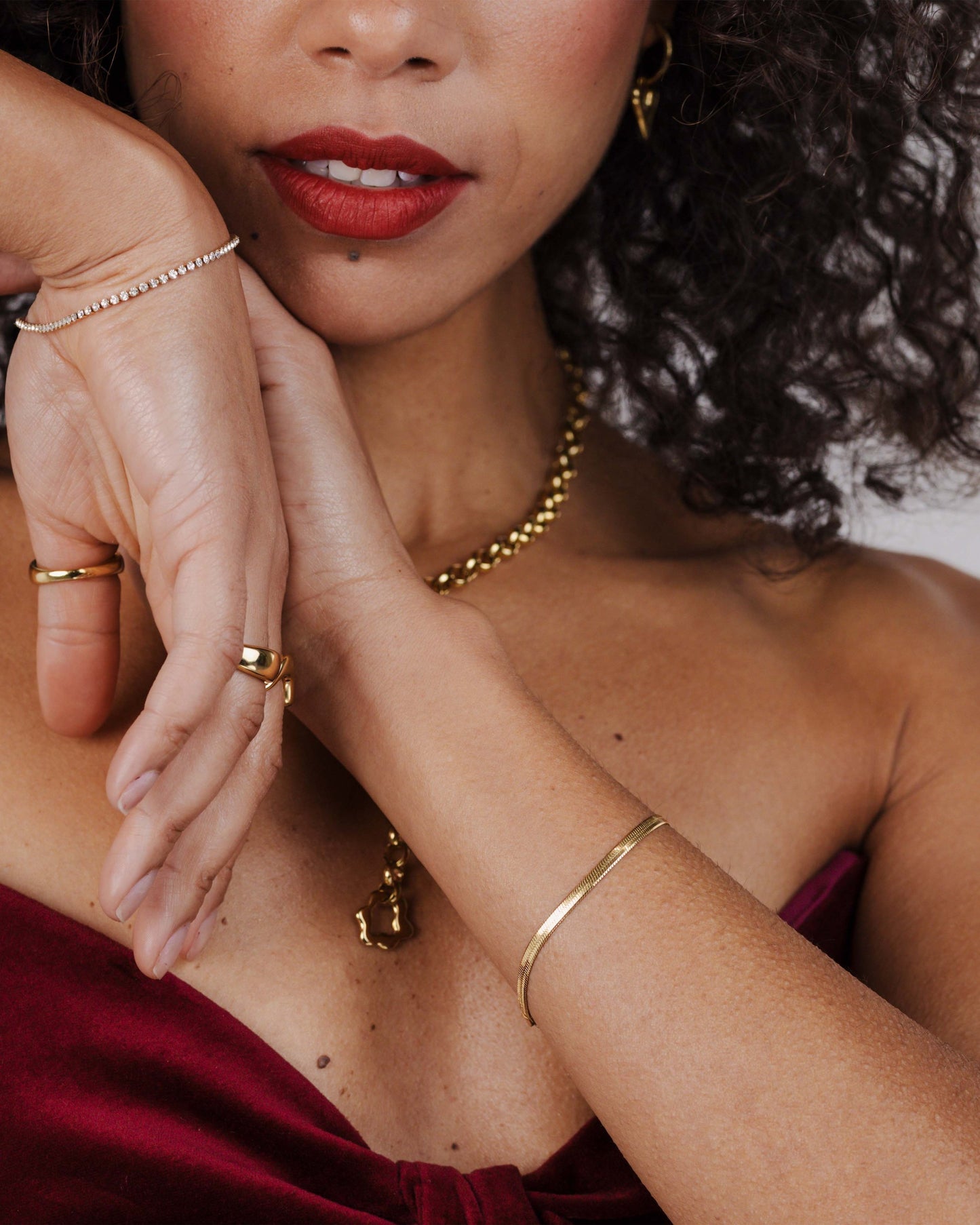 [[Farbe:Gold,shopthelook]]