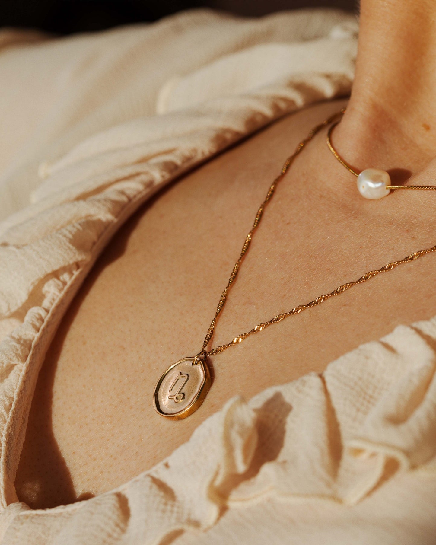 [[Farbe:Roségold,shopthelook]] lua-283