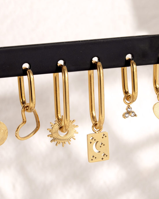 Sun Ray Oval Hoops Small Gold