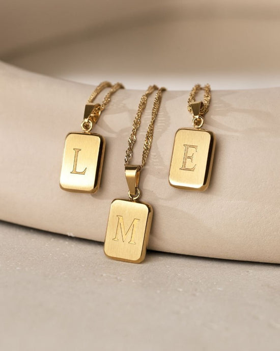 Letter Necklace Gold