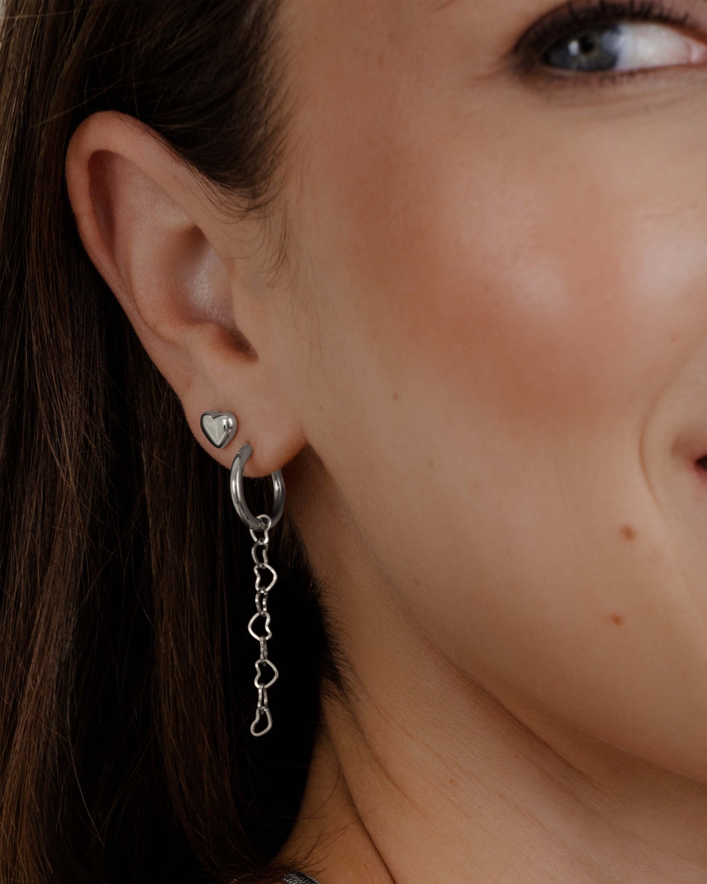 [[Farbe:Silber,shopthelook]]