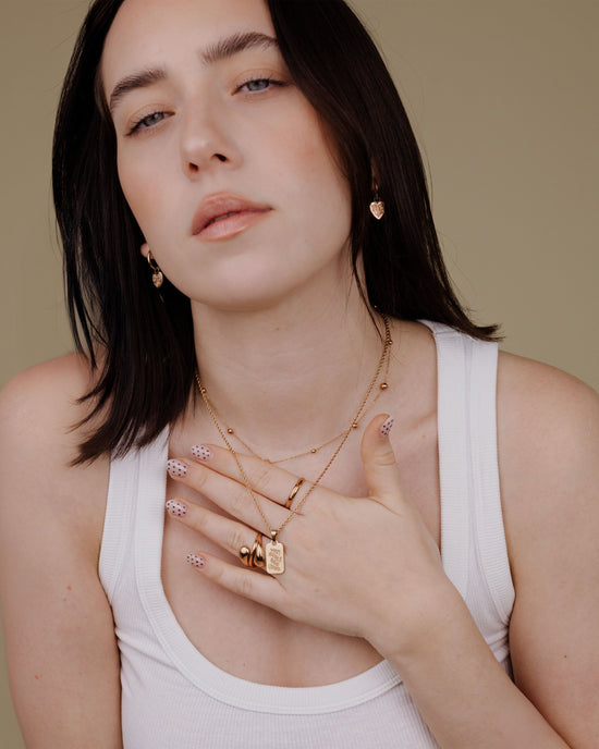 Hot girls are loud Necklace Roségold