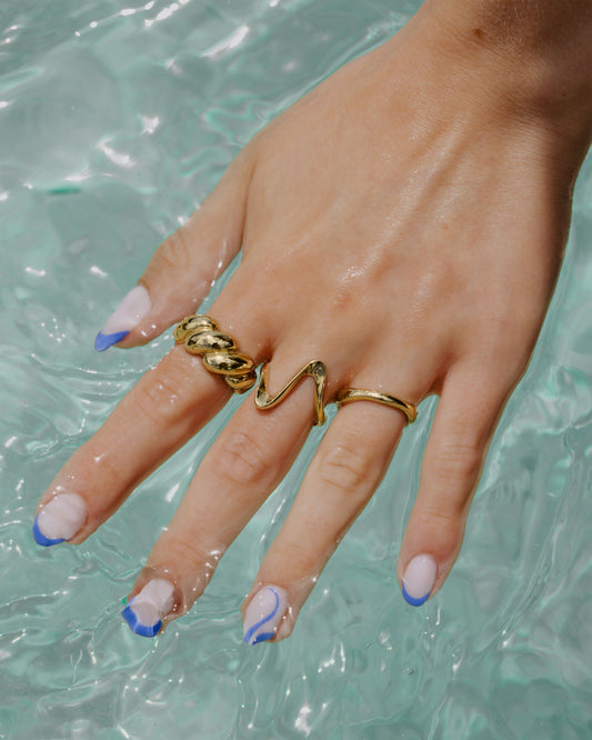 Connys Imperfectly Perfect Ring Gold