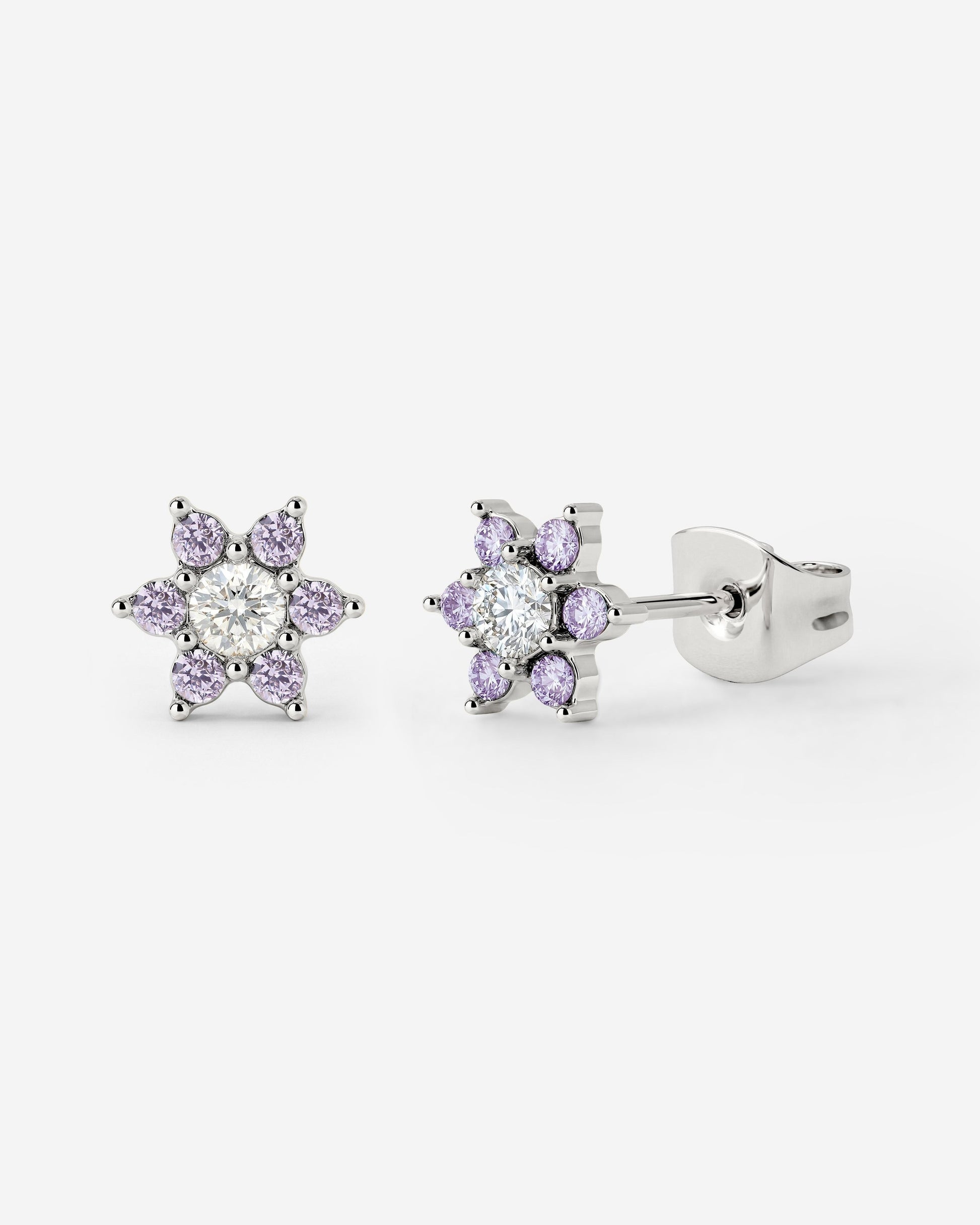 Sparkling Purple Petal Studs Silber