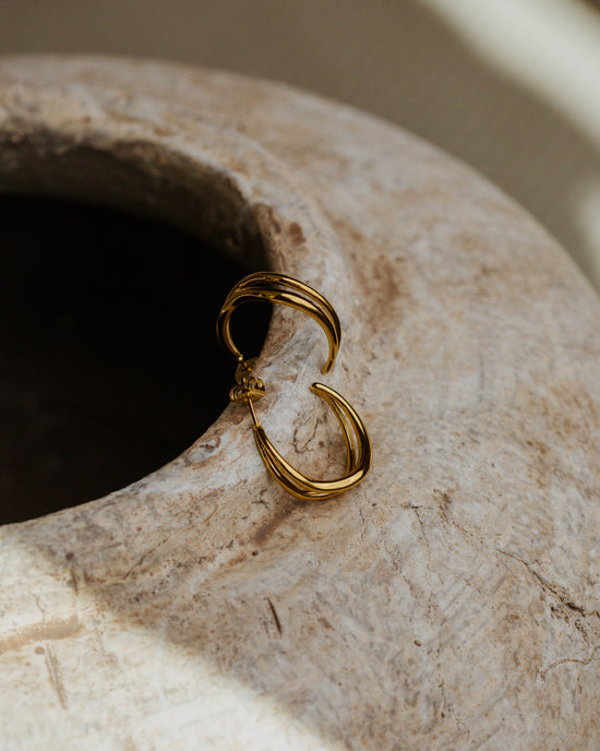 Tides Hoop Studs Gold