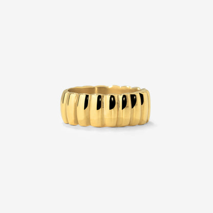 Azora Ring Gold