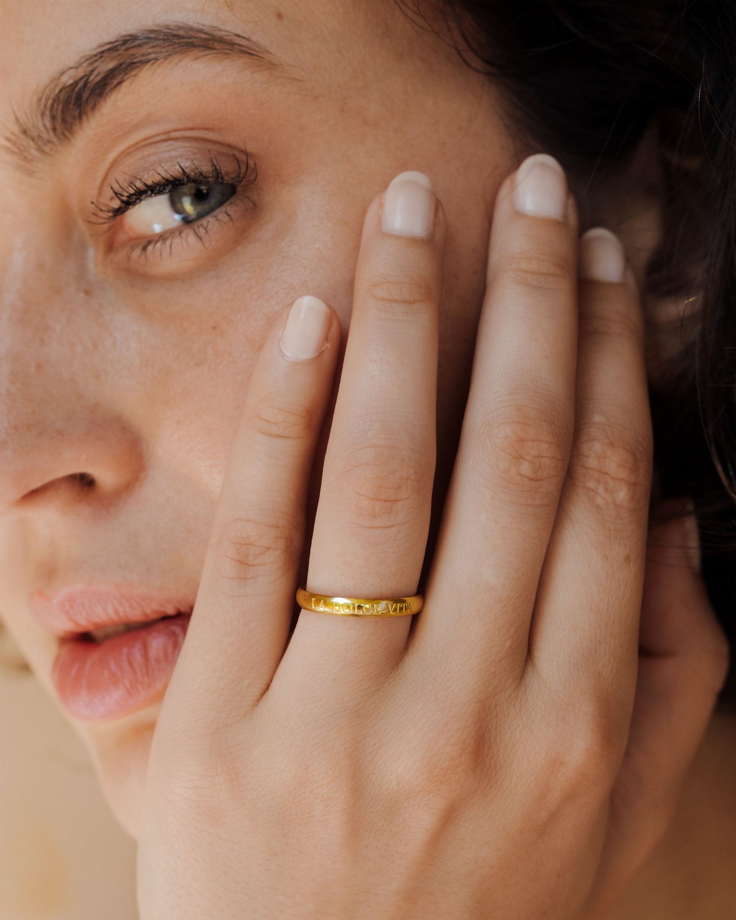 [[Farbe:Gold]]