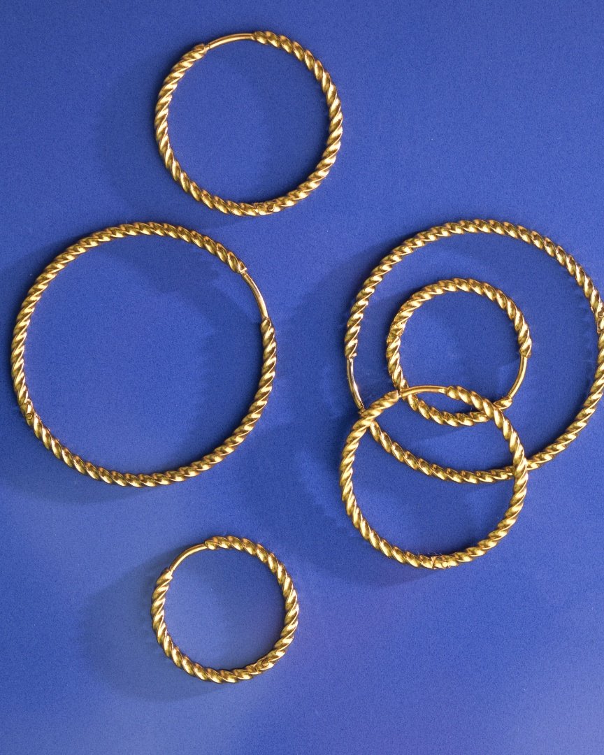 Twisted Hoops Medium Gold
