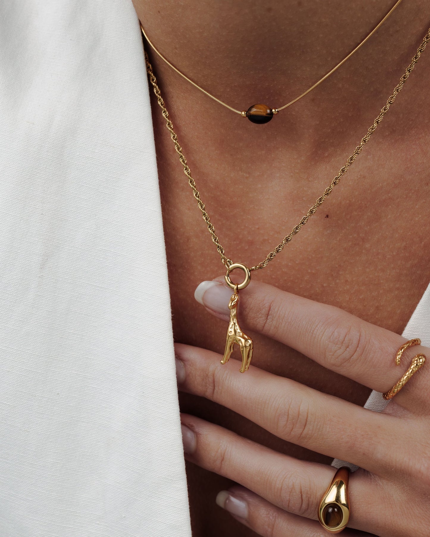 [[Farbe:Gold,shopthelook]]