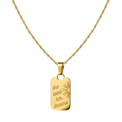 She lived her dreams Necklace Gold