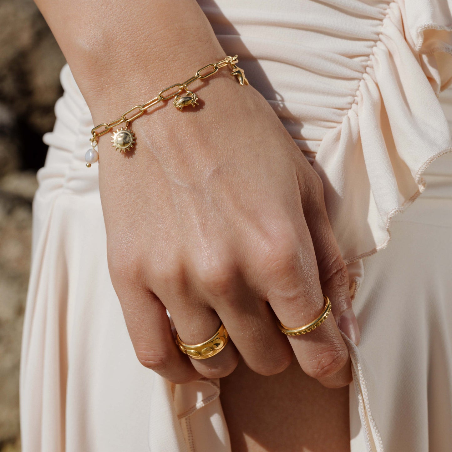 Seaside Treasures Bracelet Gold