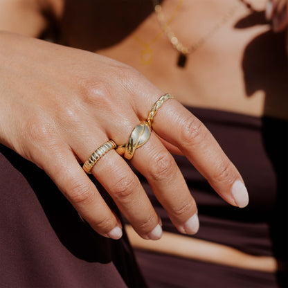 Braided Divine Ring Gold