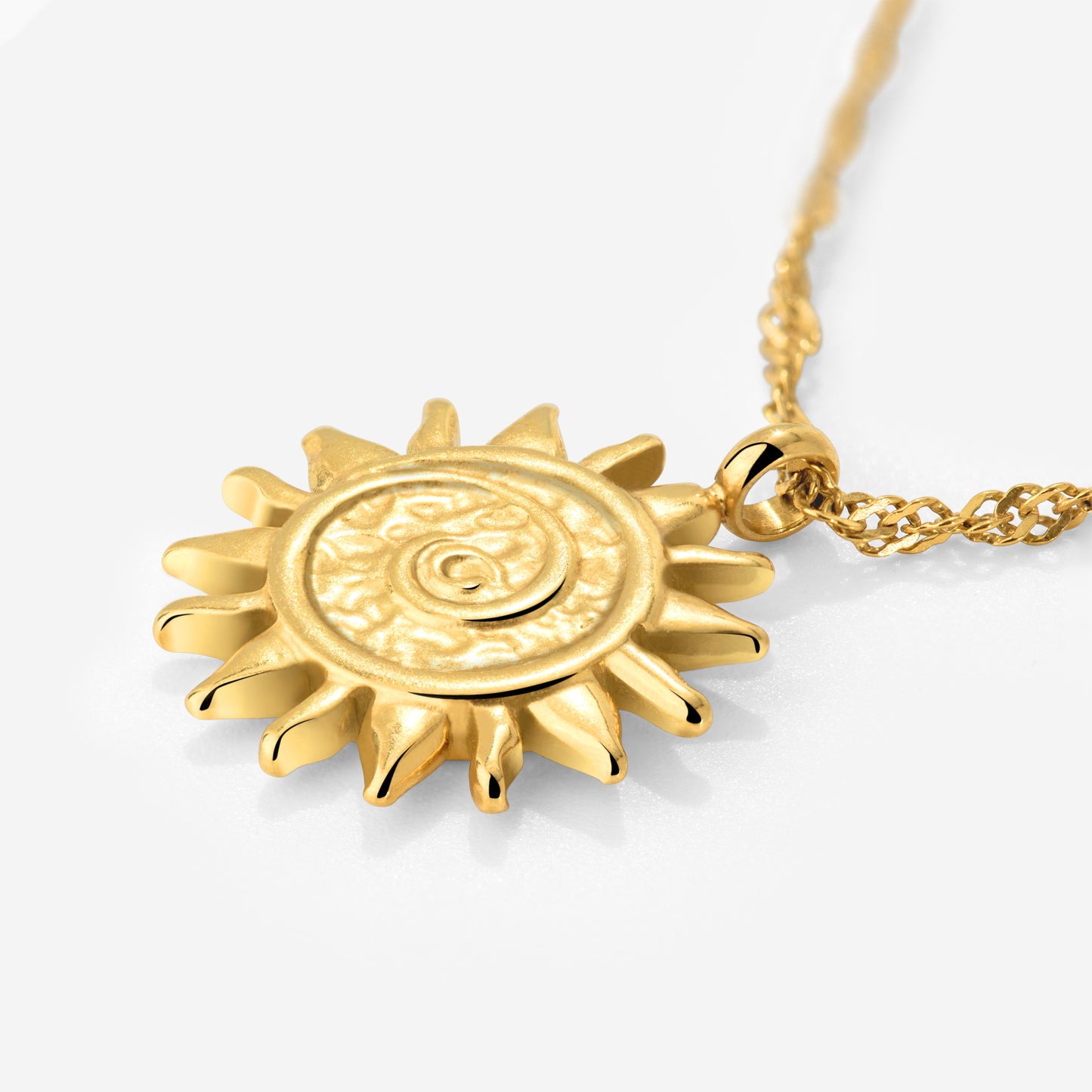 Sunny Swirl Necklace Gold