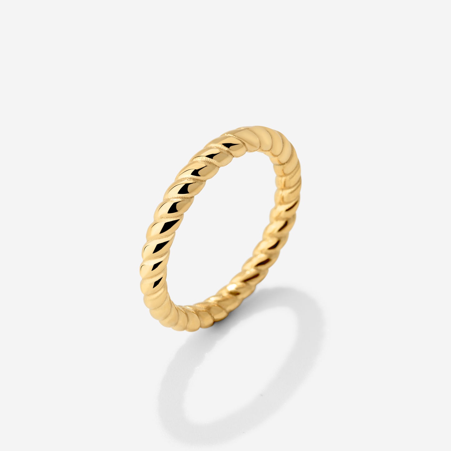 Endless Twist Ring Gold