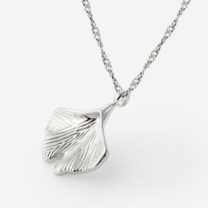 Ginkgo Leaf Necklace Silber