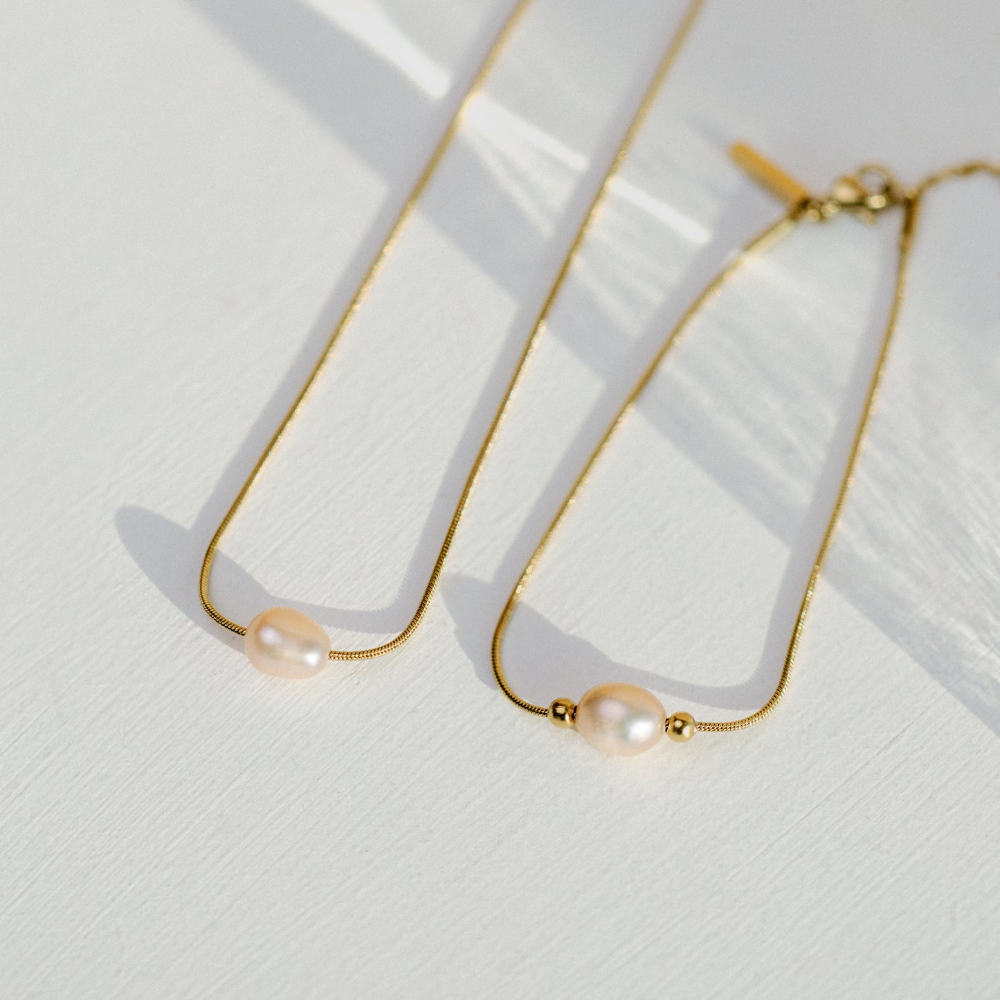 Blush Pearl Bracelet Gold