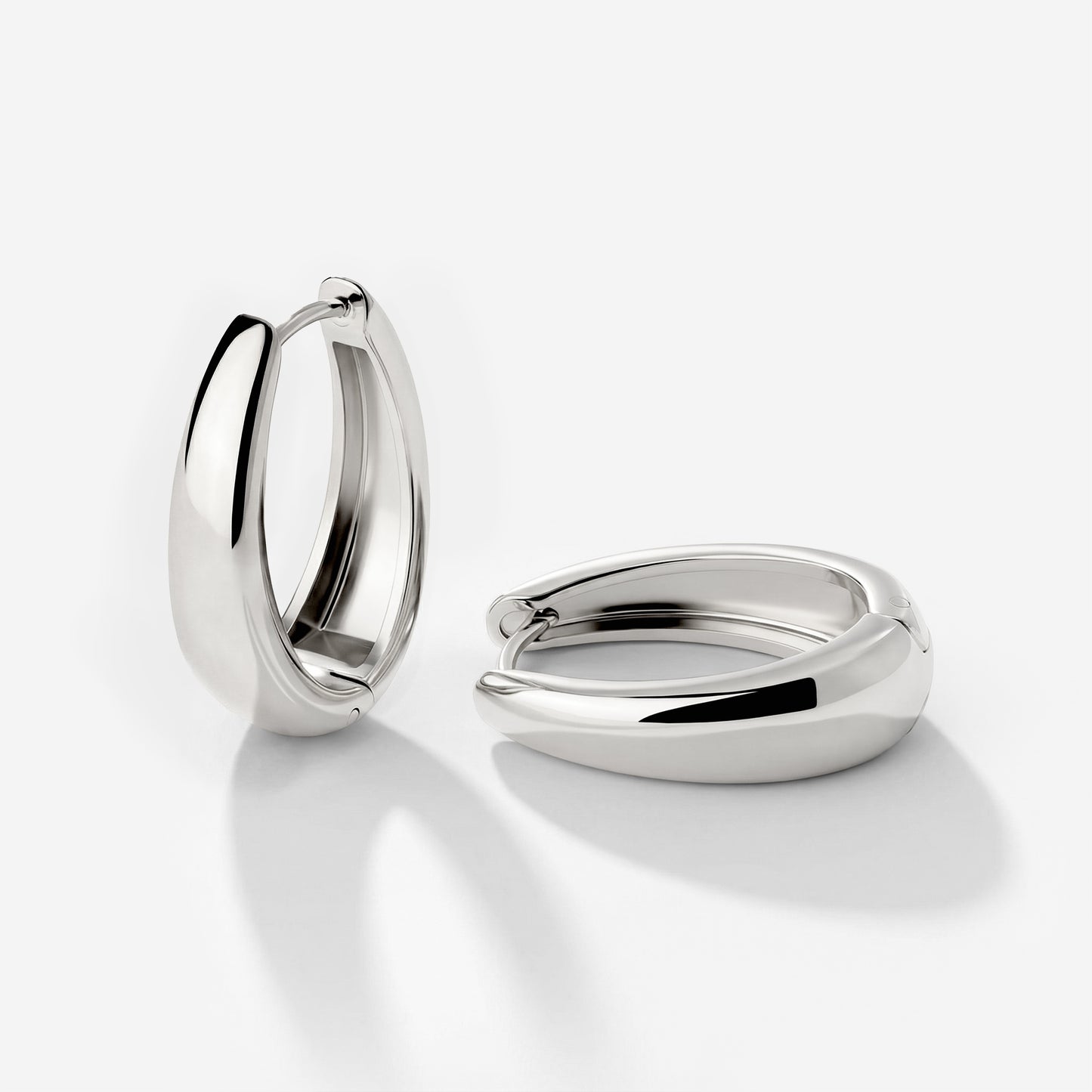 Seeker Hoops Medium Silber