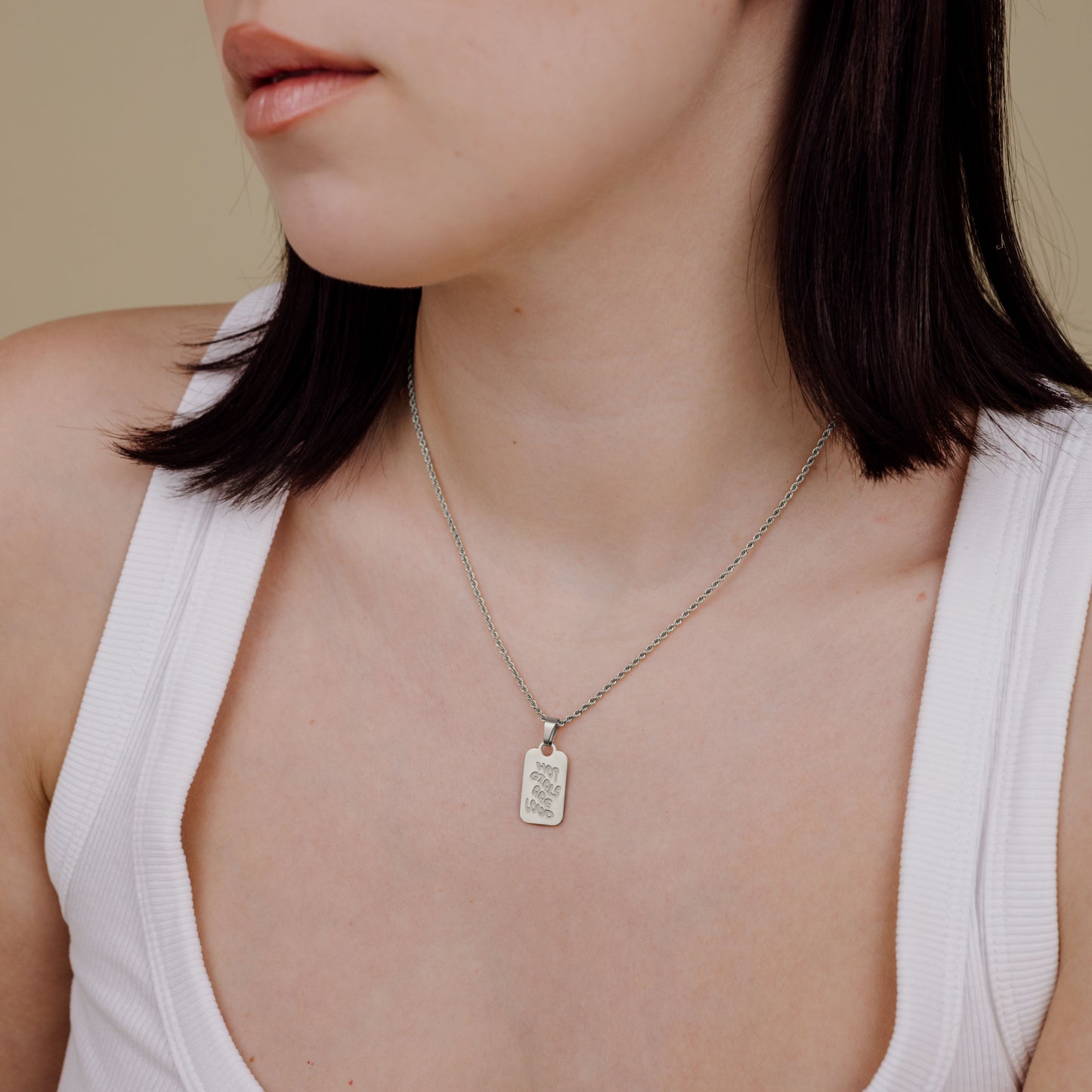 Hot girls are loud Necklace Silber