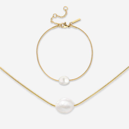 Minimalist Pearl Bundle Gold