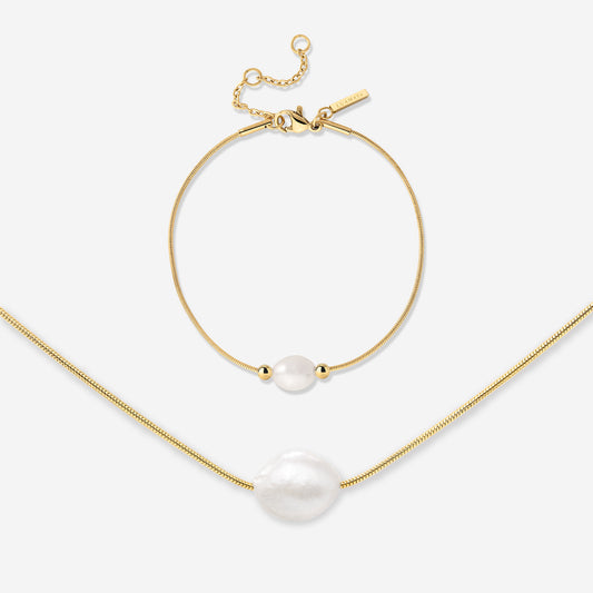 Minimalist Pearl Bundle Gold