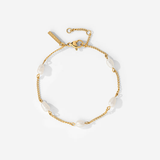 Pearl after Pearl Bracelet Gold