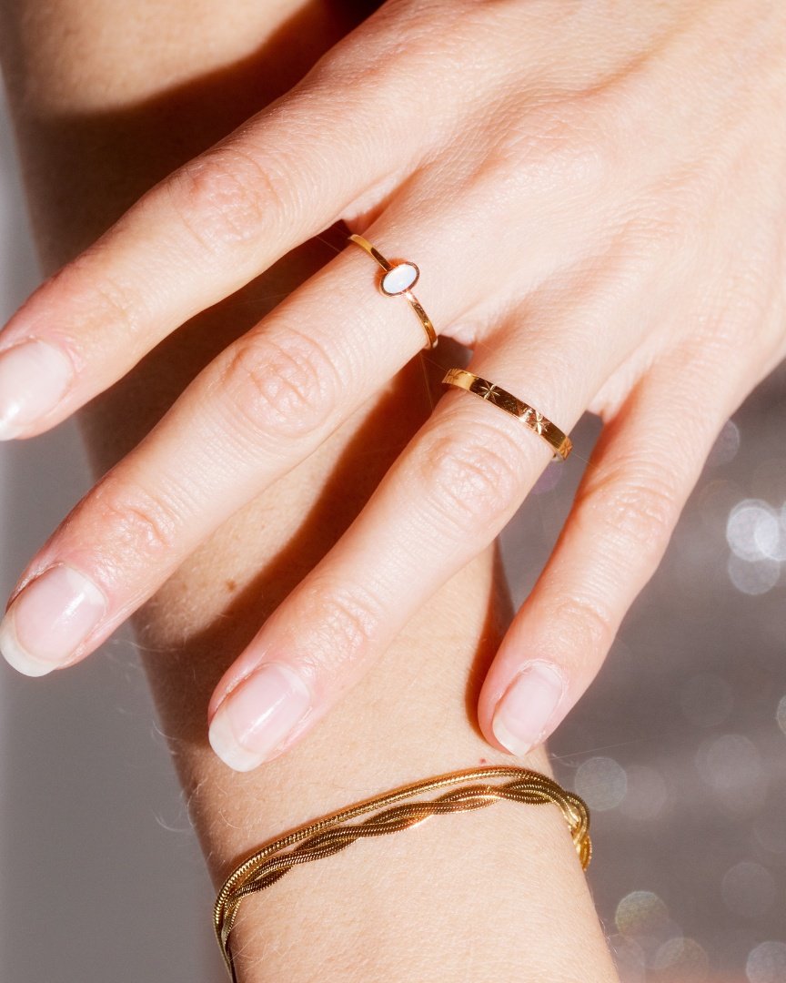 [[Farbe:Gold]]