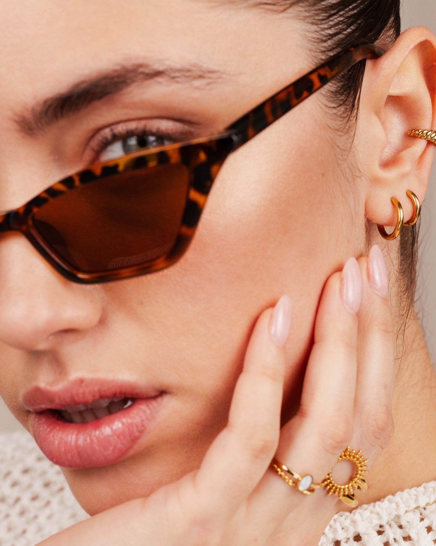 [[Farbe:Gold,shopthelook]]