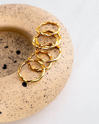 [[Farbe:Gold]]