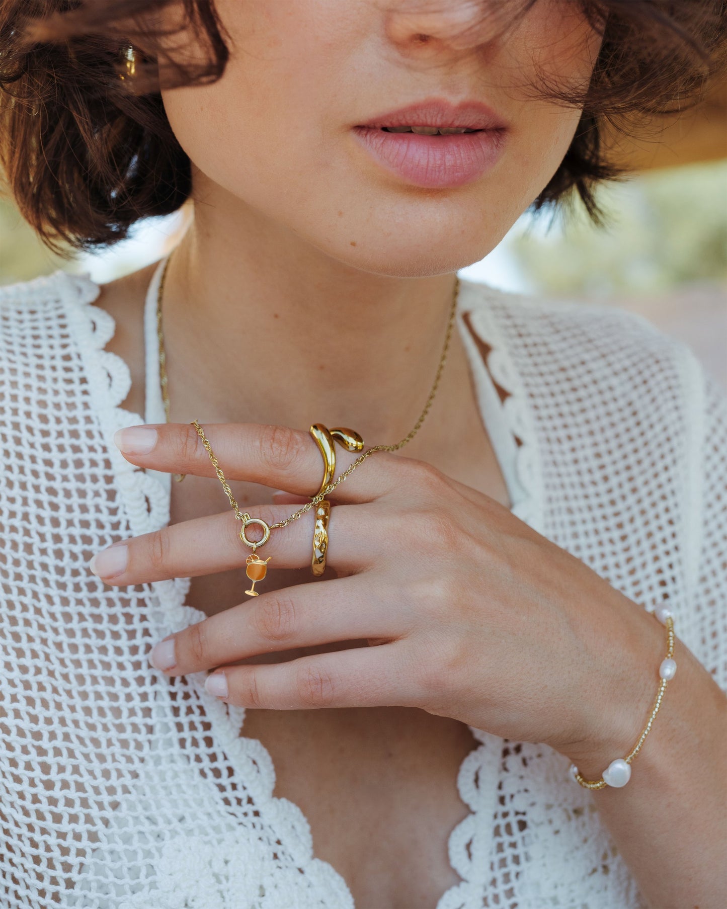 [[Farbe:Gold,shopthelook]]